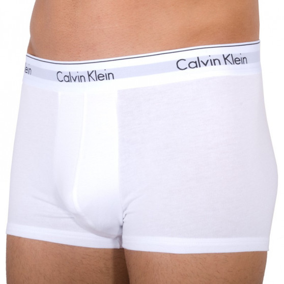 2PACK ανδρικό σορτς μποξεράκι Calvin Klein λευκό (NB1086A-100)