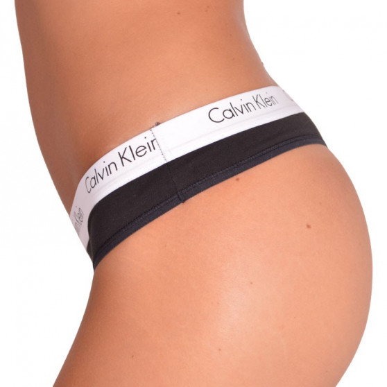 2PACK γυναικείο στρινγκ Calvin Klein μαύρο (QD3583E-001)