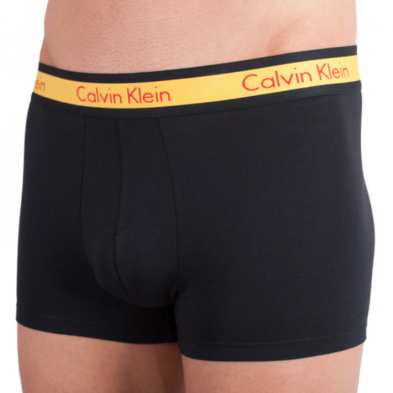 Ανδρικό σορτς μποξεράκι Calvin Klein μαύρο (NB1443A-6CI)