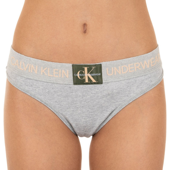 Γυναικείο στρινγκ Calvin Klein γκρι (QF4920E-GCD)