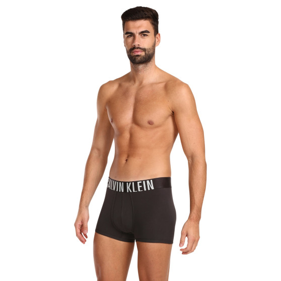 Ανδρικό σορτς μποξεράκι Calvin Klein μαύρο (NB1042A-001)